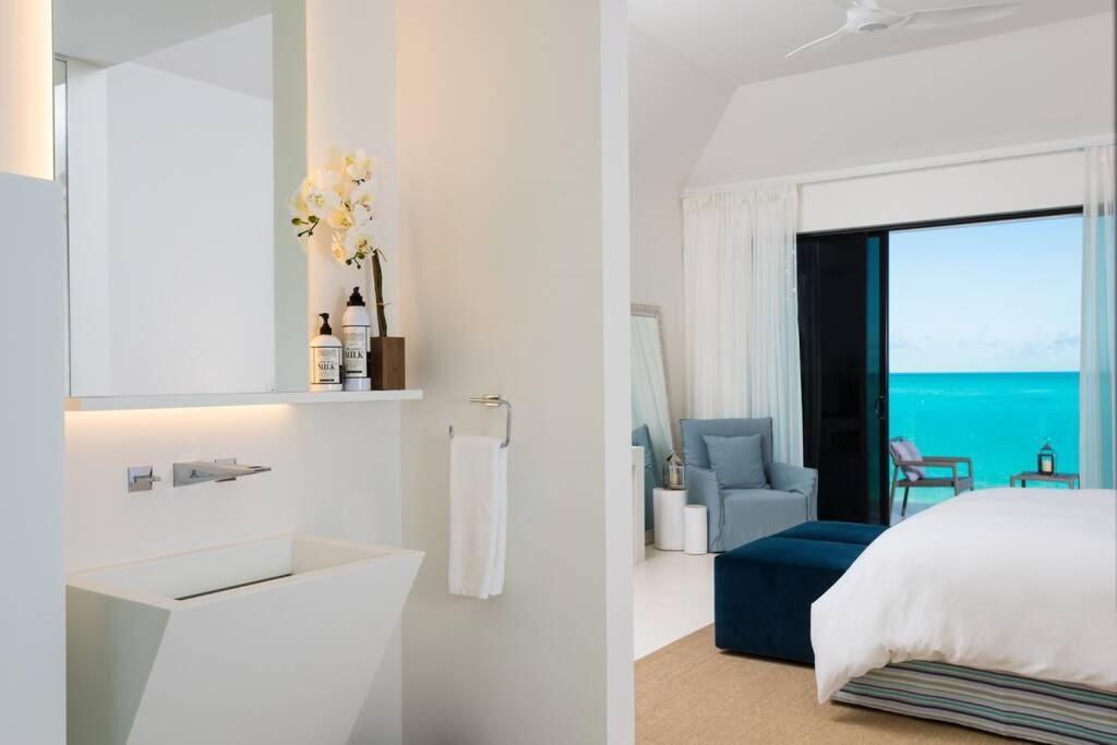 Triton Luxury Villa Providenciales Extérieur photo