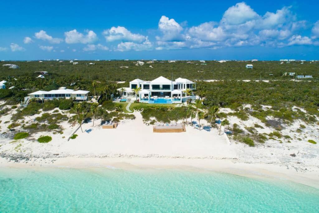 Triton Luxury Villa Providenciales Extérieur photo