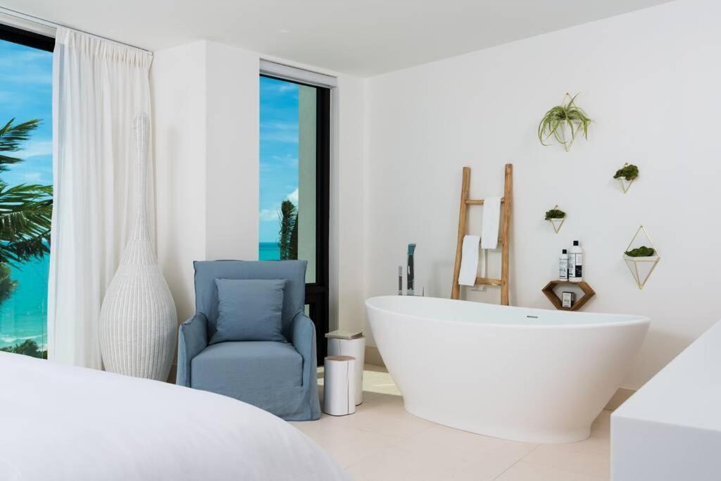 Triton Luxury Villa Providenciales Extérieur photo